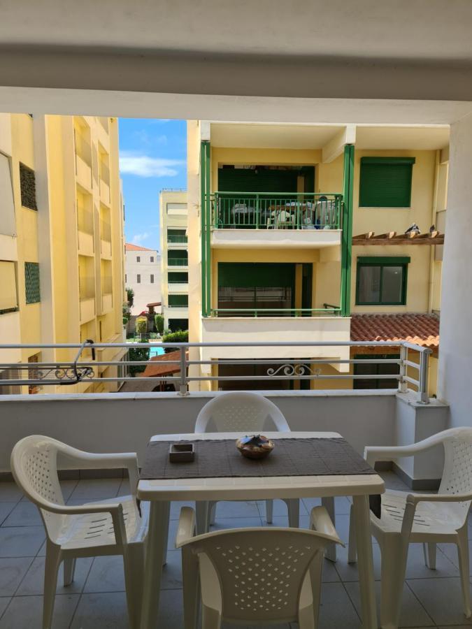 Seaside Apartment In Xilokastro - Selene By Booking Kottas Xilókasztro Kültér fotó